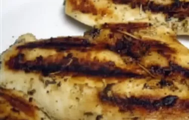 Delicious and Flavorful Garlic and Herb Marinated Grilled Chicken Recipe